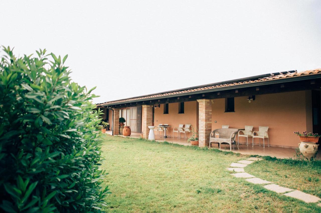 Su Leunaxiu Soleminis Exterior photo