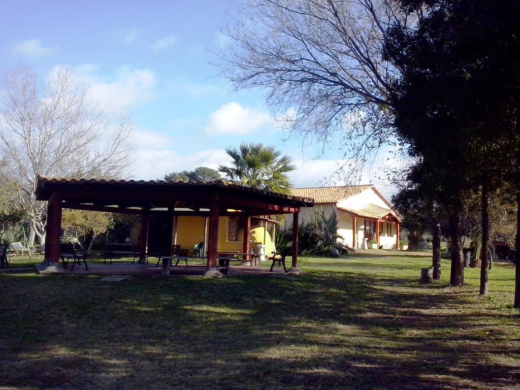 Su Leunaxiu Soleminis Exterior photo